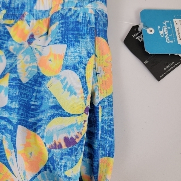 O'Neill Multi Color Tropical Floral Mashup Volley Boardshorts Sz XXL NEW - Picture 5 of 16